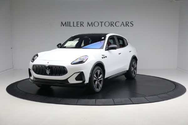 New 2025 Maserati Grecale Folgore for sale Sold at Alfa Romeo of Greenwich in Greenwich CT 06830 4