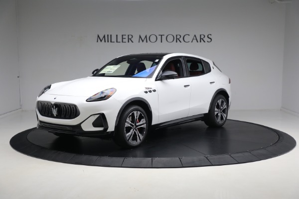 New 2025 Maserati Grecale Folgore for sale Sold at Alfa Romeo of Greenwich in Greenwich CT 06830 5
