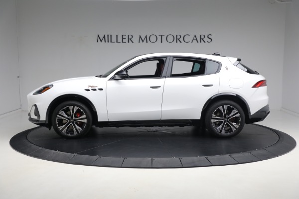 New 2025 Maserati Grecale Folgore for sale Sold at Alfa Romeo of Greenwich in Greenwich CT 06830 8