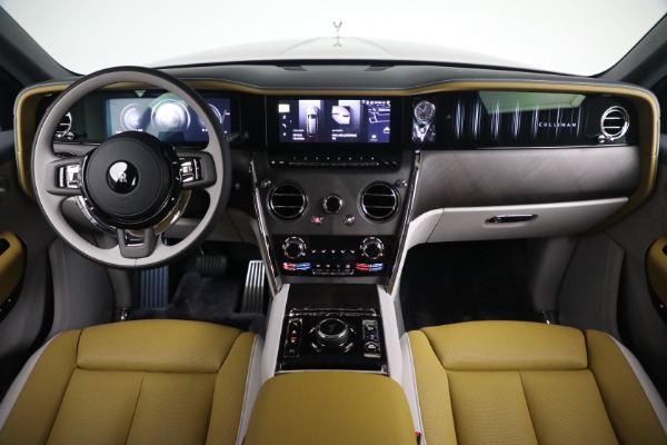 New 2025 Rolls-Royce Cullinan for sale $533,750 at Alfa Romeo of Greenwich in Greenwich CT 06830 4