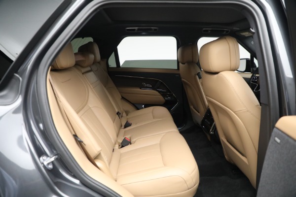 Used 2024 Land Rover Range Rover Sport P360 SE for sale Sold at Alfa Romeo of Greenwich in Greenwich CT 06830 24