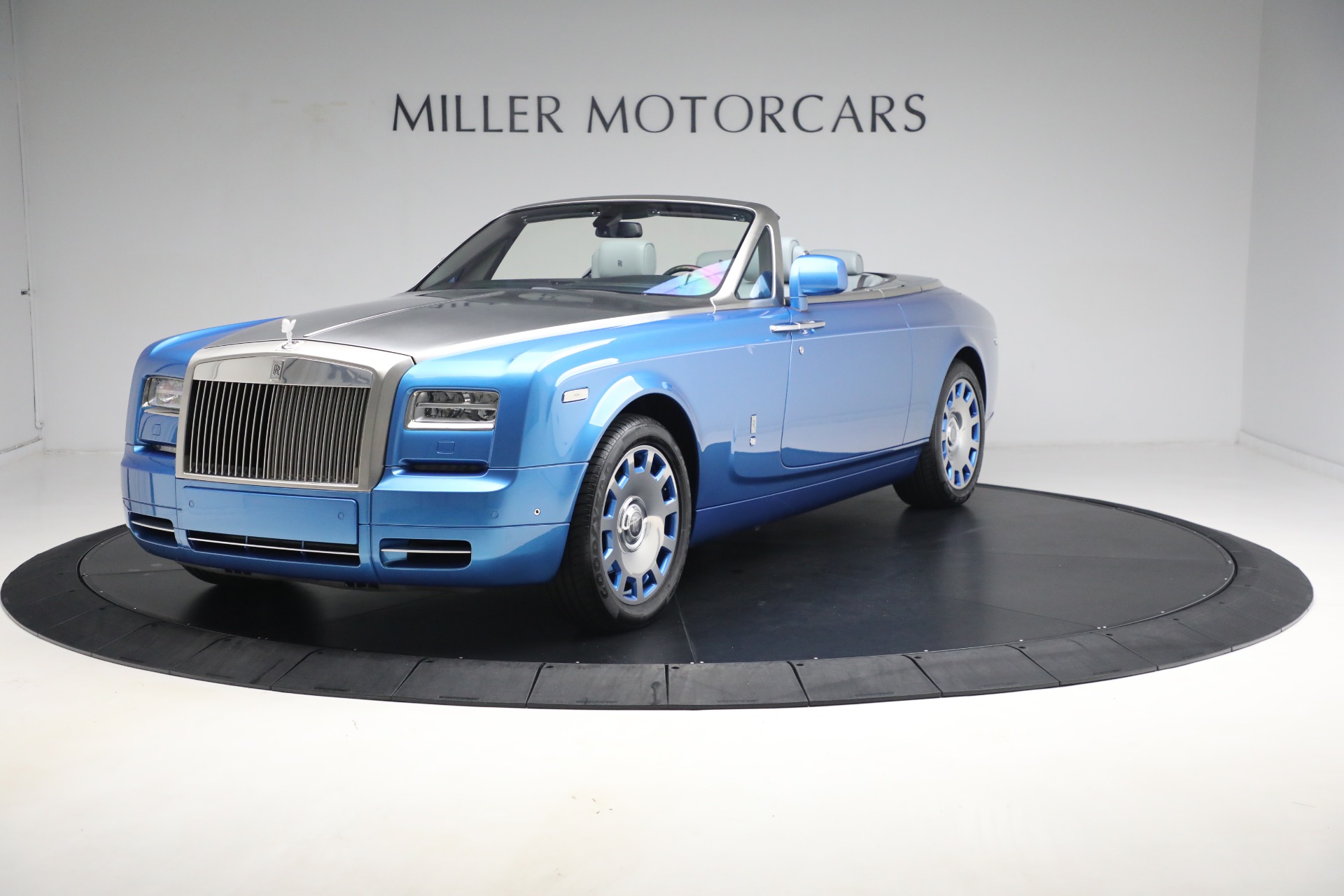 Pre-Owned 2015 Rolls-Royce Phantom Drophead Coupe For Sale
