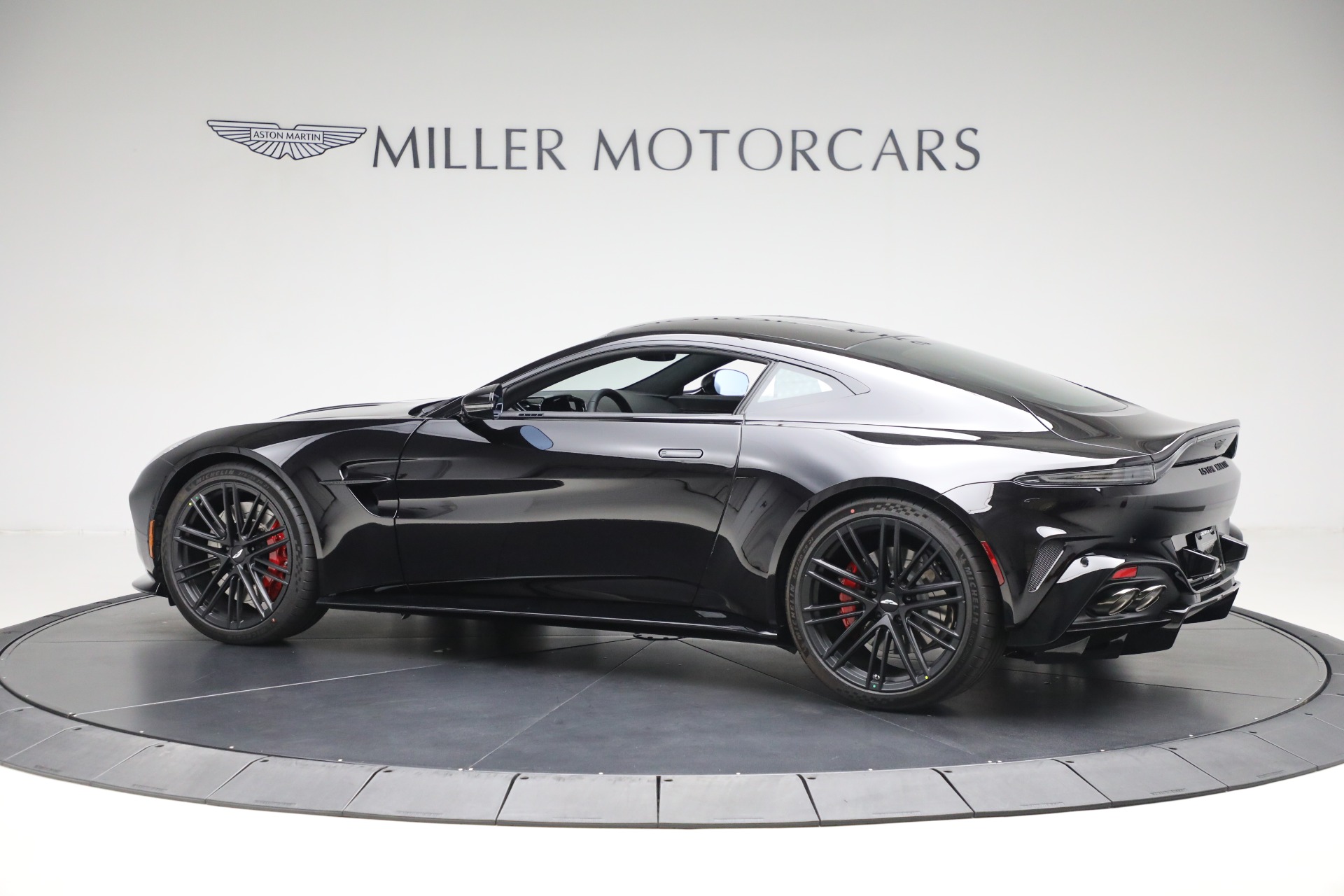 New 2025 Aston Martin Vantage For Sale (Special Pricing) | Alfa