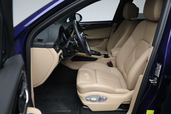 Used 2023 Porsche Macan S for sale Sold at Alfa Romeo of Greenwich in Greenwich CT 06830 14