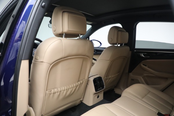 Used 2023 Porsche Macan S for sale Sold at Alfa Romeo of Greenwich in Greenwich CT 06830 17