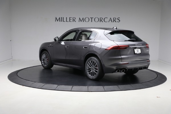 New 2024 Maserati Grecale GT for sale Sold at Alfa Romeo of Greenwich in Greenwich CT 06830 8