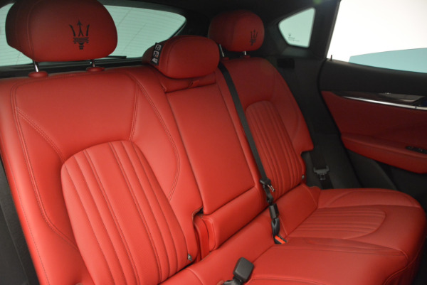 New 2017 Maserati Levante for sale Sold at Alfa Romeo of Greenwich in Greenwich CT 06830 25