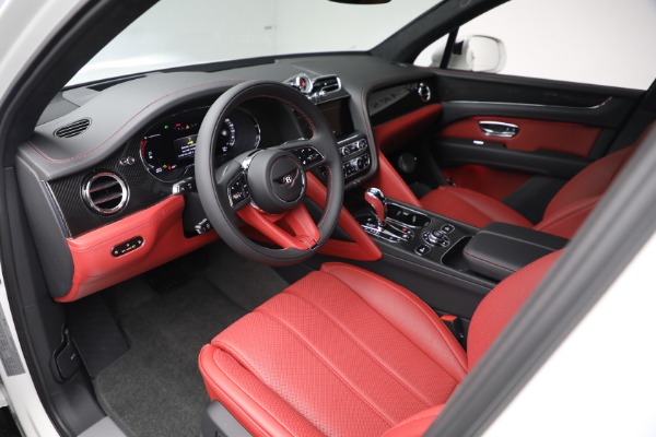 New 2025 Bentley Bentayga V8 for sale Sold at Alfa Romeo of Greenwich in Greenwich CT 06830 14