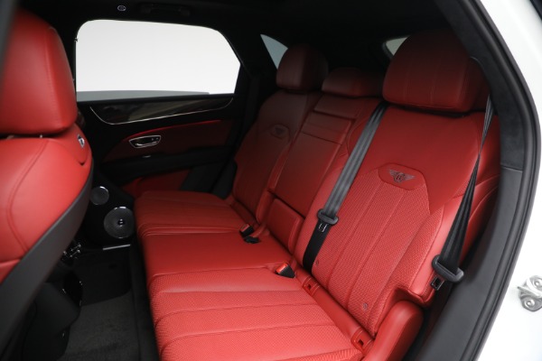 New 2025 Bentley Bentayga V8 for sale Sold at Alfa Romeo of Greenwich in Greenwich CT 06830 19