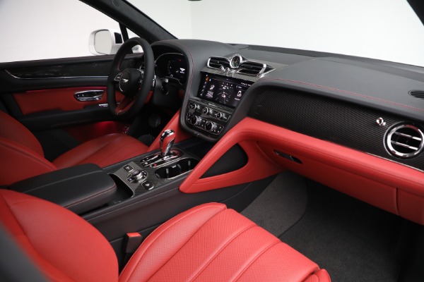 New 2025 Bentley Bentayga V8 for sale Sold at Alfa Romeo of Greenwich in Greenwich CT 06830 20