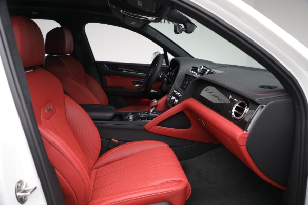 New 2025 Bentley Bentayga V8 for sale Sold at Alfa Romeo of Greenwich in Greenwich CT 06830 21