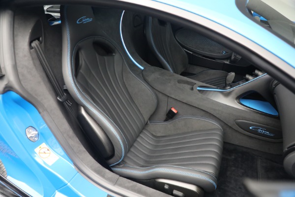 Used 2021 Bugatti Chiron Pur Sport for sale Call for price at Alfa Romeo of Greenwich in Greenwich CT 06830 21
