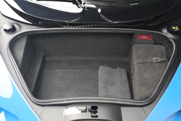 Used 2021 Bugatti Chiron Pur Sport for sale Call for price at Alfa Romeo of Greenwich in Greenwich CT 06830 28