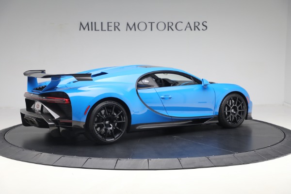 Used 2021 Bugatti Chiron Pur Sport for sale Call for price at Alfa Romeo of Greenwich in Greenwich CT 06830 8