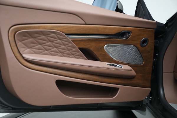 Used 2025 Aston Martin DB12 V8 for sale $245,900 at Alfa Romeo of Greenwich in Greenwich CT 06830 13