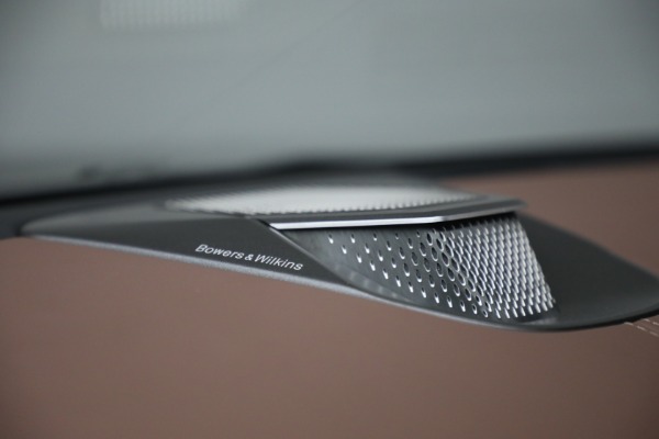 Used 2025 Aston Martin DB12 V8 for sale $245,900 at Alfa Romeo of Greenwich in Greenwich CT 06830 20