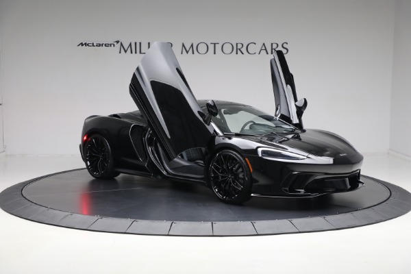 Used 2025 McLaren GTS TechLux for sale $199,900 at Alfa Romeo of Greenwich in Greenwich CT 06830 20