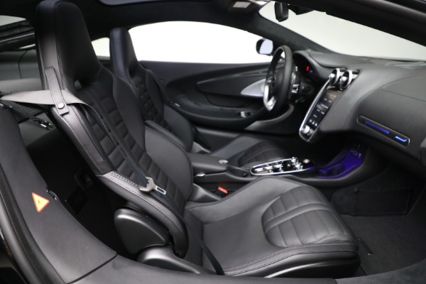 Used 2025 McLaren GTS TechLux for sale $199,900 at Alfa Romeo of Greenwich in Greenwich CT 06830 25