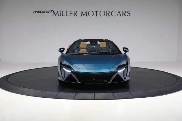 New 2025 McLaren Artura Spider TechLux for sale Sold at Alfa Romeo of Greenwich in Greenwich CT 06830 12