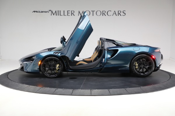 New 2025 McLaren Artura Spider TechLux for sale Sold at Alfa Romeo of Greenwich in Greenwich CT 06830 15