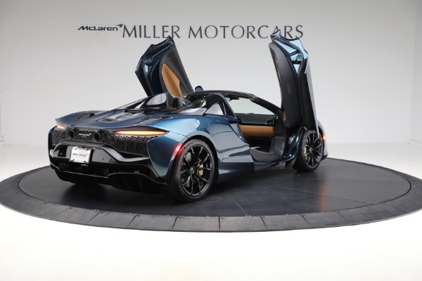 New 2025 McLaren Artura Spider TechLux for sale Sold at Alfa Romeo of Greenwich in Greenwich CT 06830 18
