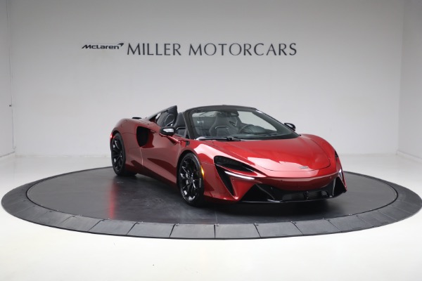 New 2025 McLaren Artura Spider TechLux for sale $331,008 at Alfa Romeo of Greenwich in Greenwich CT 06830 11