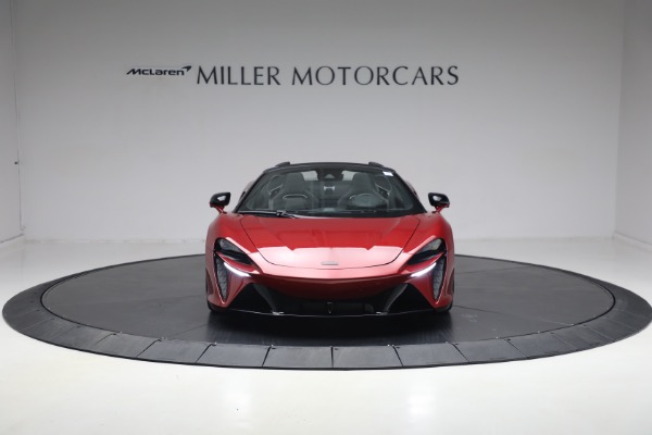 New 2025 McLaren Artura Spider TechLux for sale $331,008 at Alfa Romeo of Greenwich in Greenwich CT 06830 12
