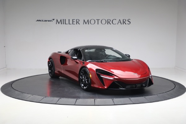 New 2025 McLaren Artura Spider TechLux for sale $331,008 at Alfa Romeo of Greenwich in Greenwich CT 06830 23