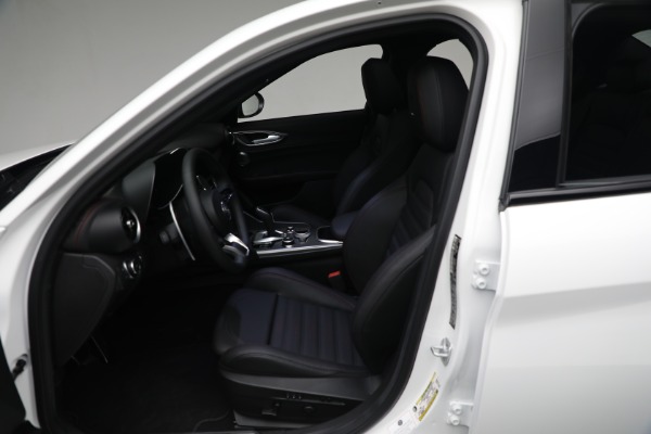 New 2025 Alfa Romeo Giulia Tributo Italiano for sale Sold at Alfa Romeo of Greenwich in Greenwich CT 06830 25