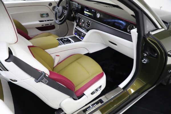Used 2025 Rolls-Royce Spectre for sale $409,900 at Alfa Romeo of Greenwich in Greenwich CT 06830 18
