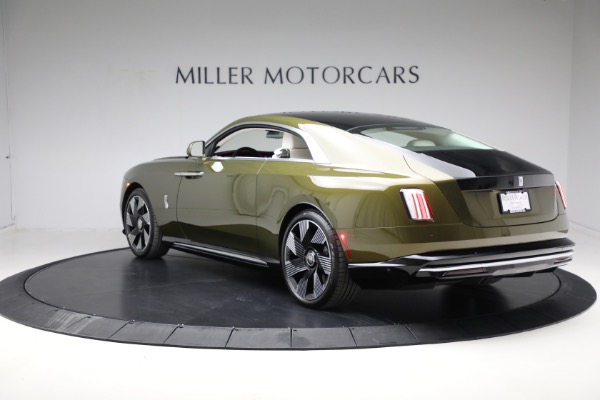 Used 2025 Rolls-Royce Spectre for sale $409,900 at Alfa Romeo of Greenwich in Greenwich CT 06830 7