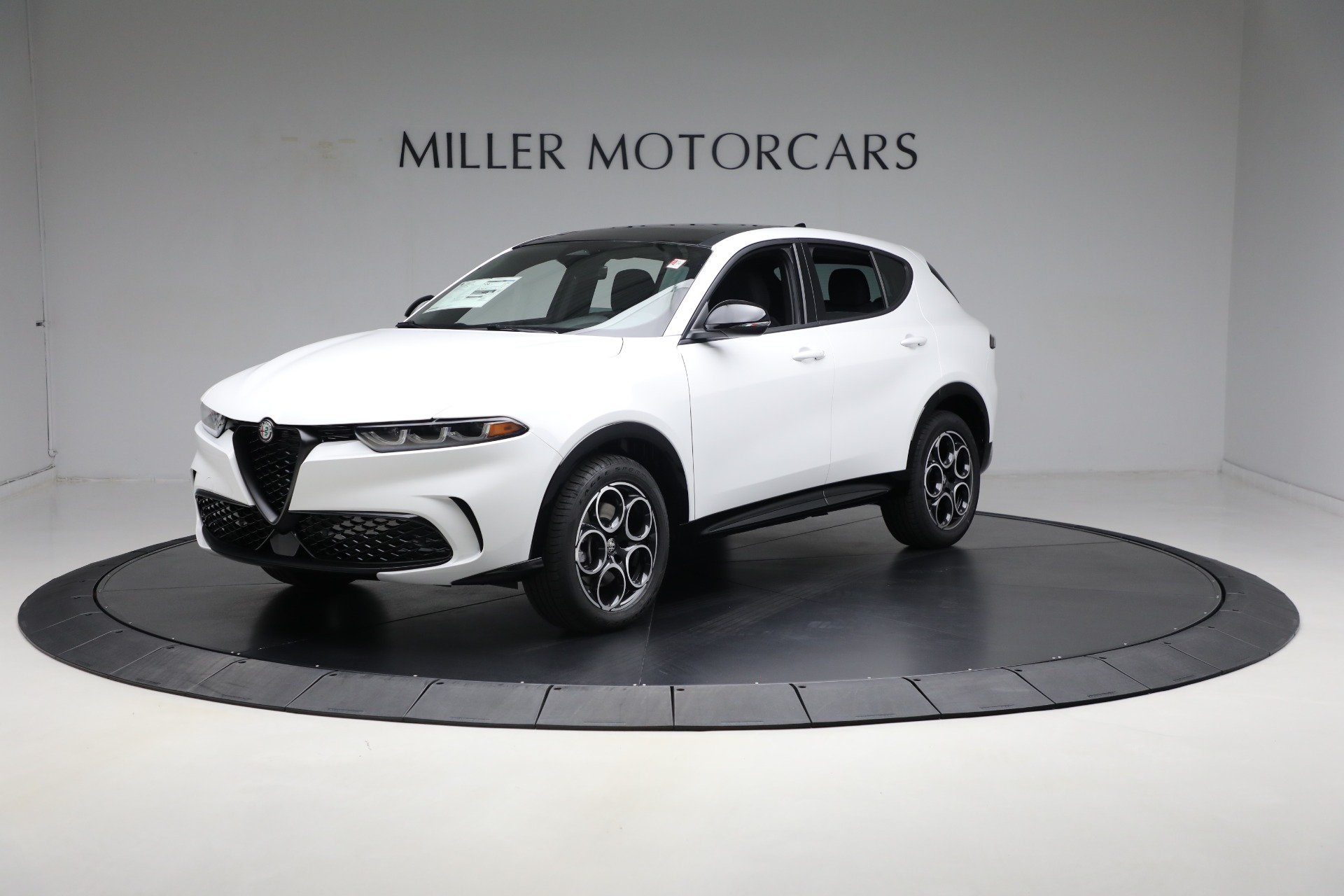 New 2025 Alfa Romeo Tonale for sale Sold at Alfa Romeo of Greenwich in Greenwich CT 06830 1