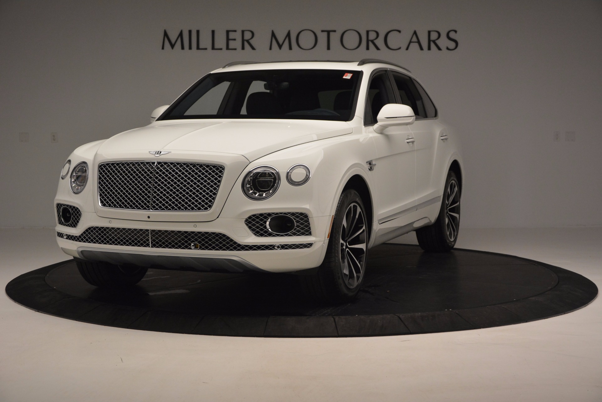 New 2017 Bentley Bentayga for sale Sold at Alfa Romeo of Greenwich in Greenwich CT 06830 1