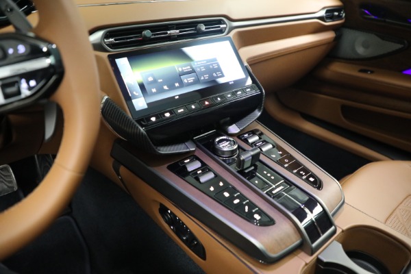 New 2025 Aston Martin Vanquish for sale Sold at Alfa Romeo of Greenwich in Greenwich CT 06830 25