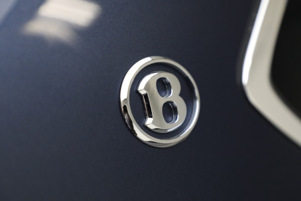 Used 2025 Bentley Bentayga EWB Azure V8 for sale $239,900 at Alfa Romeo of Greenwich in Greenwich CT 06830 25