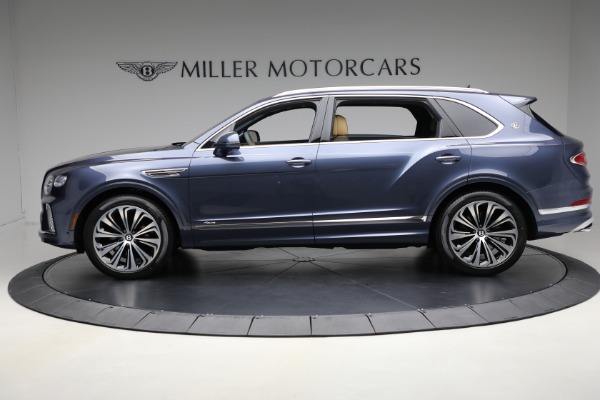 Used 2025 Bentley Bentayga EWB Azure V8 for sale $239,900 at Alfa Romeo of Greenwich in Greenwich CT 06830 3