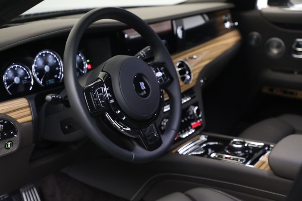 Used 2024 Rolls-Royce Ghost for sale $299,900 at Alfa Romeo of Greenwich in Greenwich CT 06830 11