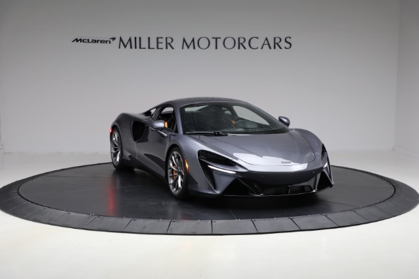 New 2025 McLaren Artura Vision for sale $292,398 at Alfa Romeo of Greenwich in Greenwich CT 06830 11