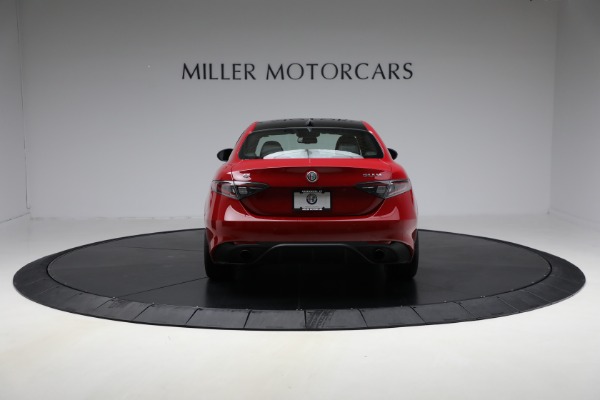 Used 2025 Alfa Romeo Giulia for sale Sold at Alfa Romeo of Greenwich in Greenwich CT 06830 6