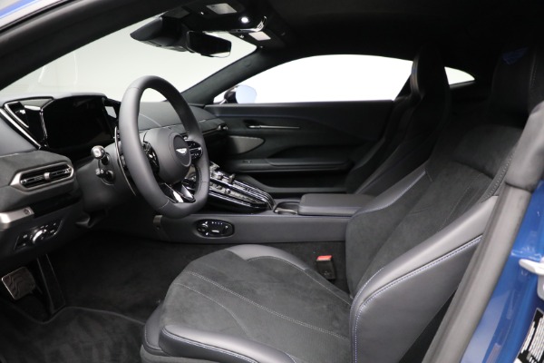 Used 2025 Aston Martin Vantage for sale $196,900 at Alfa Romeo of Greenwich in Greenwich CT 06830 16