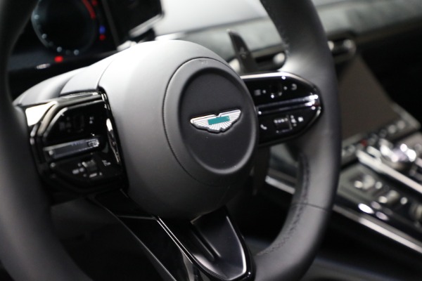 Used 2025 Aston Martin Vantage for sale $196,900 at Alfa Romeo of Greenwich in Greenwich CT 06830 21