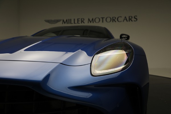 Used 2025 Aston Martin Vantage for sale $196,900 at Alfa Romeo of Greenwich in Greenwich CT 06830 28