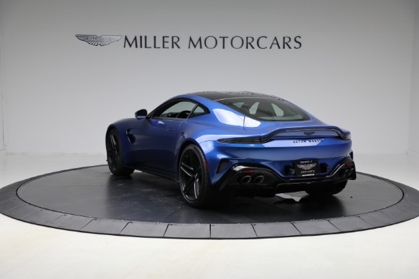 Used 2025 Aston Martin Vantage for sale $196,900 at Alfa Romeo of Greenwich in Greenwich CT 06830 5