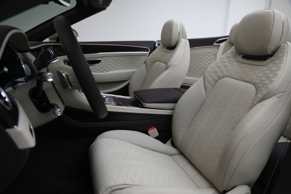 New 2025 Bentley Continental GTC Speed for sale $360,250 at Alfa Romeo of Greenwich in Greenwich CT 06830 28