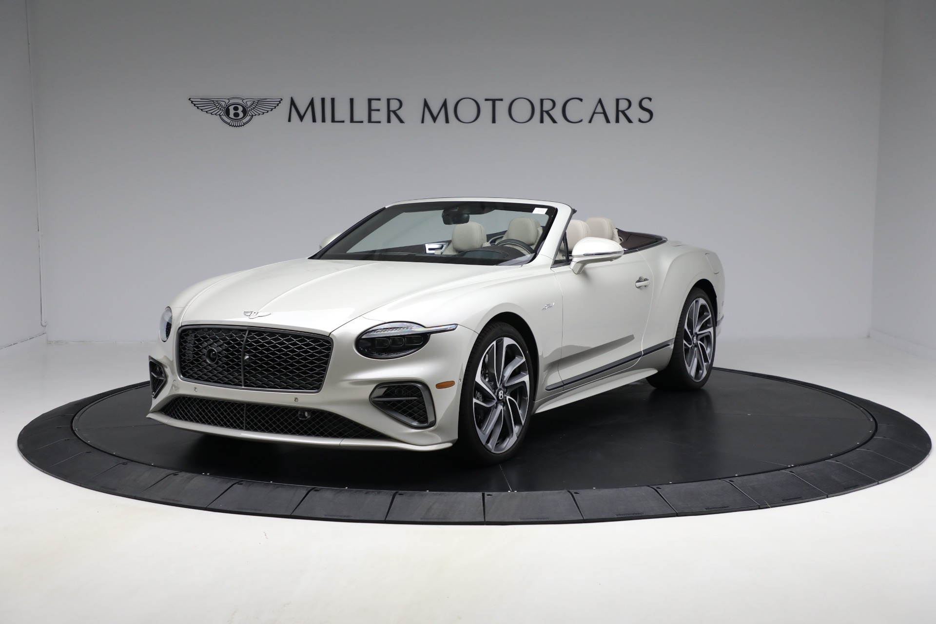 New 2025 Bentley Continental GTC Speed for sale $360,250 at Alfa Romeo of Greenwich in Greenwich CT 06830 1