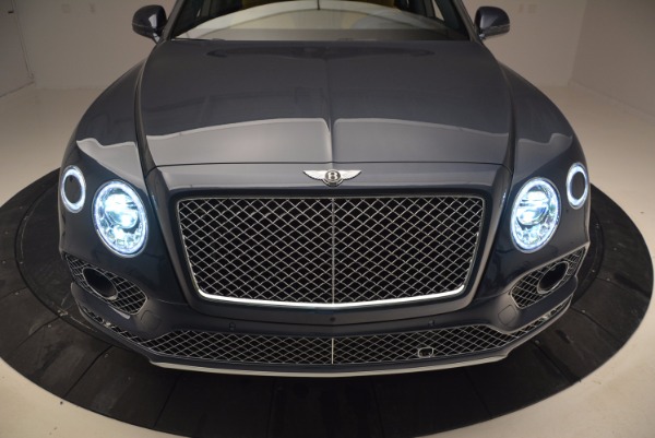 New 2017 Bentley Bentayga for sale Sold at Alfa Romeo of Greenwich in Greenwich CT 06830 16