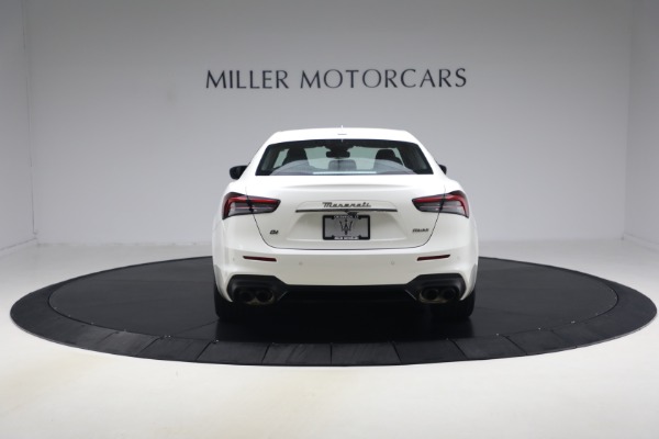 Used 2022 Maserati Ghibli Modena Q4 for sale $37,900 at Alfa Romeo of Greenwich in Greenwich CT 06830 6