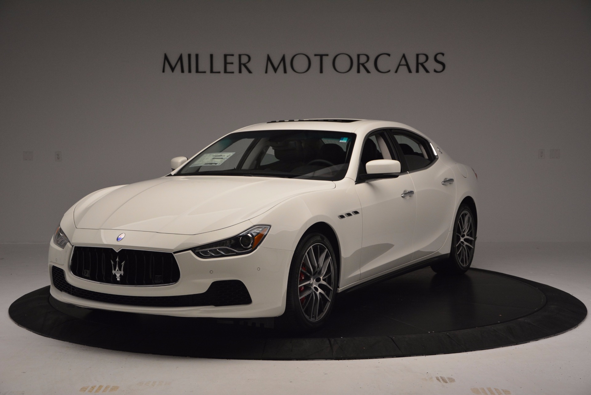 Used 2017 Maserati Ghibli S Q4 for sale Sold at Alfa Romeo of Greenwich in Greenwich CT 06830 1