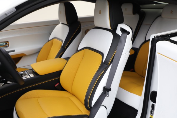 Used 2025 Rolls-Royce Black Badge Spectre for sale $449,900 at Alfa Romeo of Greenwich in Greenwich CT 06830 14