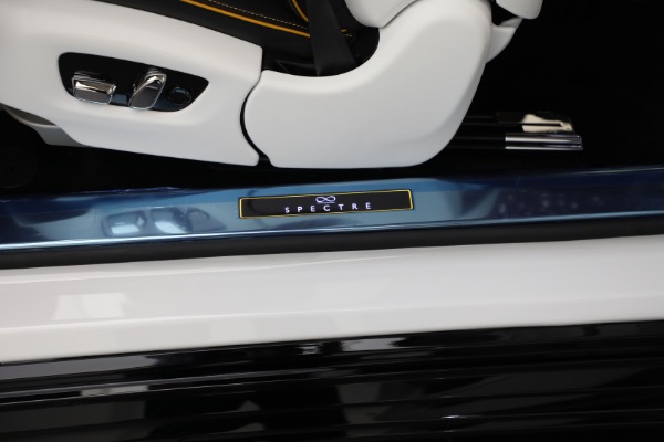 Used 2025 Rolls-Royce Black Badge Spectre for sale $449,900 at Alfa Romeo of Greenwich in Greenwich CT 06830 22